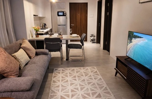 Maribago Condo | Tambuli Seaside Living 12N - Sea View - Lapu Lapu