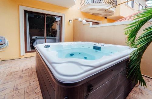 Gold Coast House | The best house in gold coast 4 bedrooms