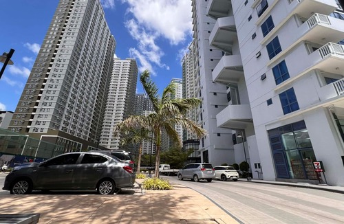 Lahug Condo | The City Escape: Stylish Condo Near Ayala Bloc & IT Park