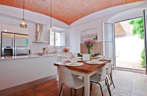 Vilassar de Mar House | The Painter's Home