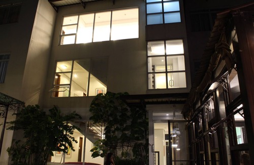 Paranaque Bed & Breakfast | The Purple Tree Bed & Breakfast