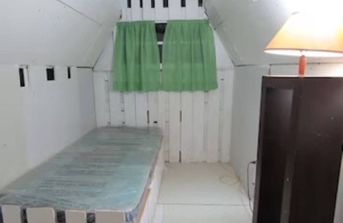 Oranjestad-West Cabin | Tiny House Cabins