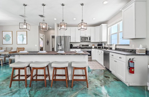 Little Torch Key House | Tranquility Bayview House-Ocean Front with pool, boat basin and boat ramp