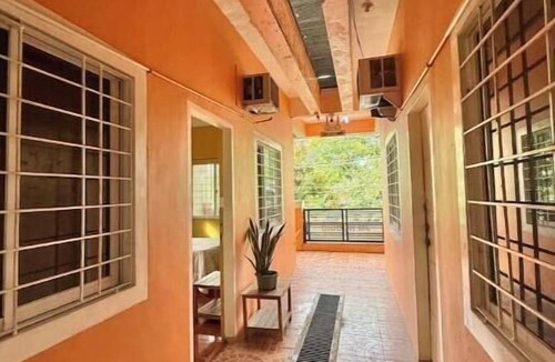 Gerona Apartment | Transient Studios near Isdaan