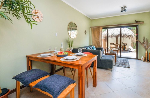 Gold Coast House | Tropical-inspired Condo, 3 min. drive to beach!