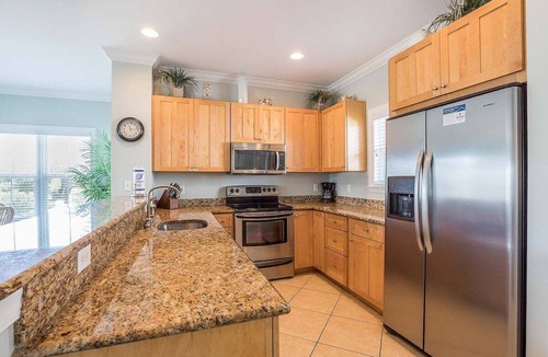 Marathon House | Tropical Seahorse at Coral Lagoon ~ Waterfront Villa w Resort Pool