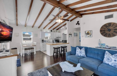 Key Colony Beach House | Tropical Therapy
