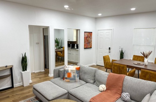 Florence-Graham House | Vibrant 2BR2B Duplex Downtown LA