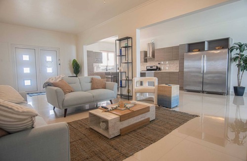 Rancho Villa | Villa Azul Tide - Oranjestad bohemian beach vibes