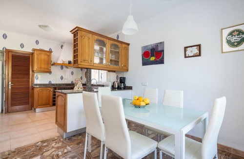 Les Palmeres Villa | Villa for 8 with pool and huge garden, close to the beach in Puerto Pollença.