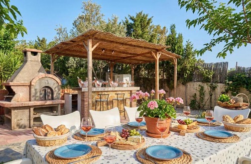 Olivella Villa | Villa Sitges Soledad 15 minutes drive from Sitges XXL swimming pool 12 p