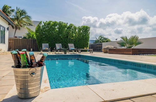 Esmeralda Villa | Villa Sophie PrivatePool 5 minutes from the Beach