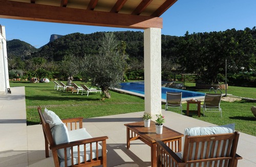 Bunyola Villa | Villa with pool and BBQ. Air conditioner. Table tennis. Wi-Fi. 15 minutes