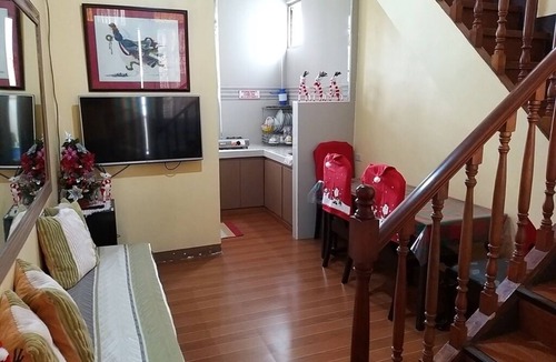Baguio House | VM Sunga Transient House (Small House) - A sprinkle of comfort!