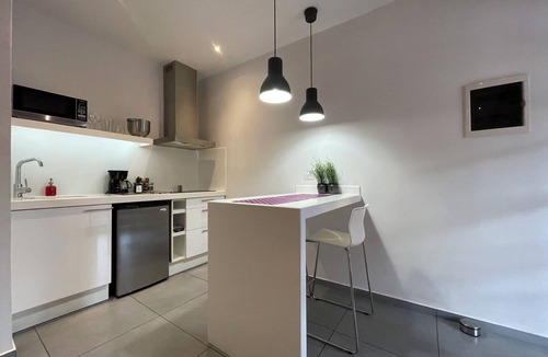 Oranjestad Apartment | WALK IN JUST 3 MIN TO THE BEACH FROM LAGOON STUDIO # 1