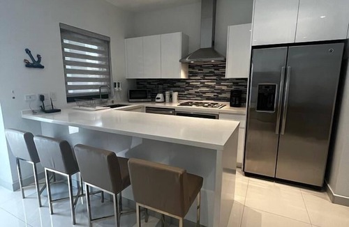 Opal Apartment | Waykiri Unit A-05 Luxurious New Apartment, Noord