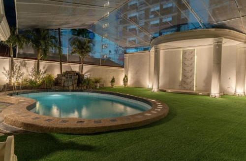 Angeles City Villa | White House, Billiard, Private Pool, Prime Location