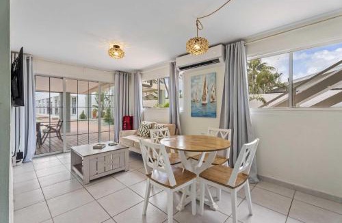 Koyari Apartment | WLR4 - 2BR near Palm Beach - White Lotus Retreat