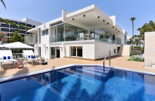 Meloneras House | Wonderful private villa for 8 people with WIFI, A/C, private pool, TV and patio