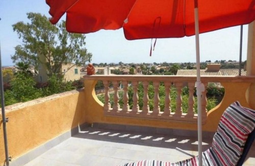 Sa Rapita Apartment | Wunderschöne Wohnung in Campos mit Terrasse by Interhome