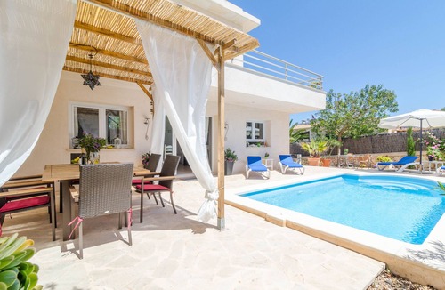 Cala Santany Villa | XALET S'ESCALETA - Villa with private pool in Cala Santanyi. Free WiFi