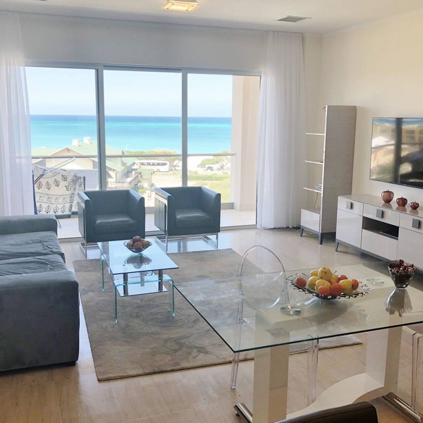 ! APR - DEC SALE! 5★ LUX SPACIOUS ON EAGLE BEACH 2' WALK!