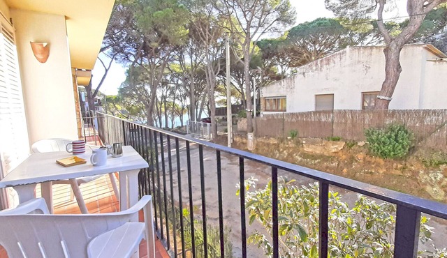 1ANC 07 - Basic 1 bedroom apartment located very close to the beach of Llafranc