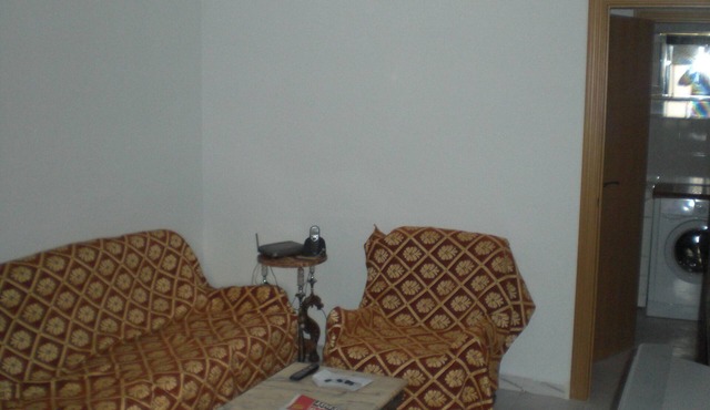 2 bedroom apartment. Oporto - Vista Alegre. Meter. Wifi