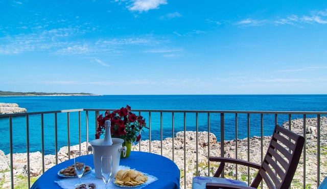 2 bedroom stunning apartment in SIllot Cala Morlanda