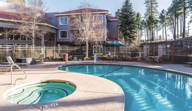 2 x 2 Non-smoking Double Beds at La Quinta Inn by Wyndham Flagstaff