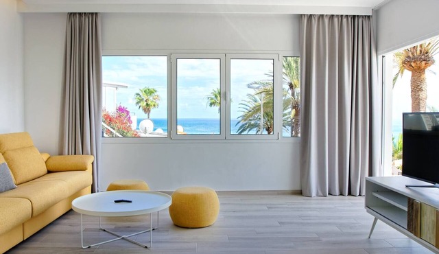 3.4 Deva Beach - Oceanview luxury 1 bedroom Villa
