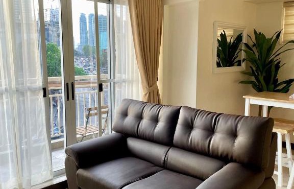 5 Star Luxury Condo - Metro Manila