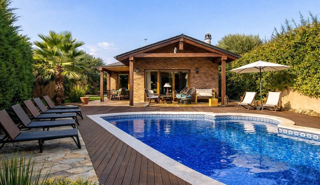 A Costa Brava gem - only a few minutes to the beach!