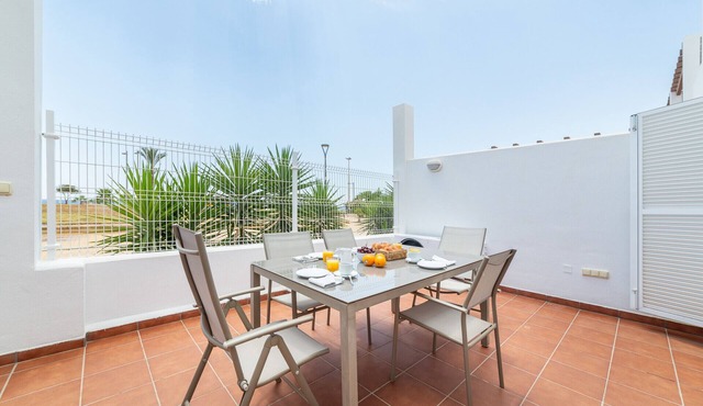 AlmeriaSuite Mojacar Breeze Sun108