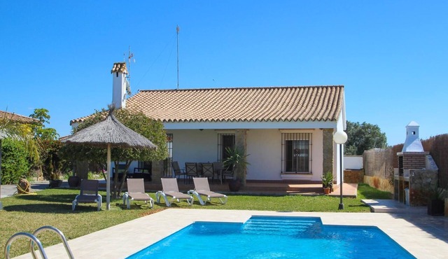 Andalusian Style, Large Pool, Terrace with Pool View, Fireplace - Casa Herera -