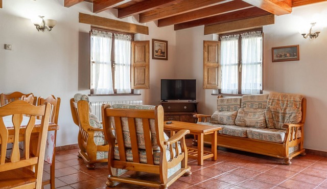 Apartamento Casa Collado Sto Tomas 1 con vistas a la montaña y terraza compartida