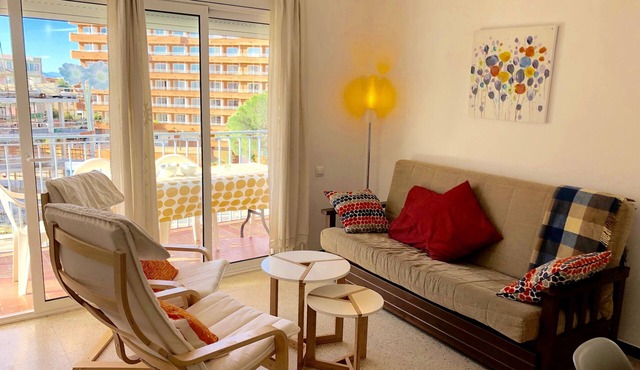 APARTAMENTOS AQUARIUM (REF 31). NEXT TO THE BEACH. RENOVATED.