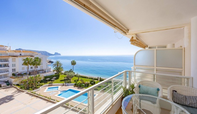 Apartment 'Altea Seaview' with Sea View, Wi-Fi and Air Conditioning