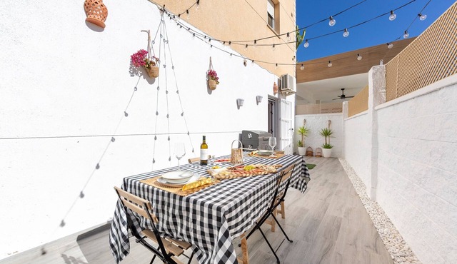 Apartment 'Calma Suite' with Private Garden, Wi-Fi and Air Conditioning