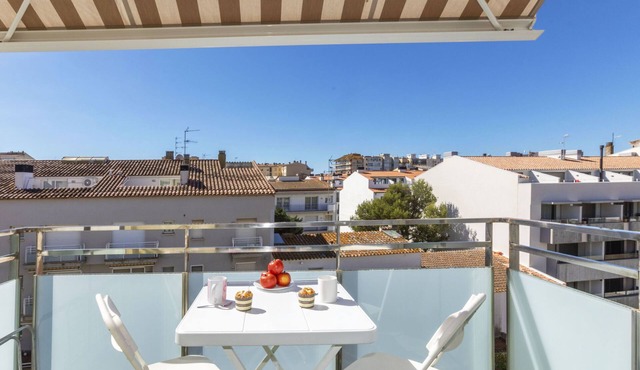 Apartment Montse by Interhome