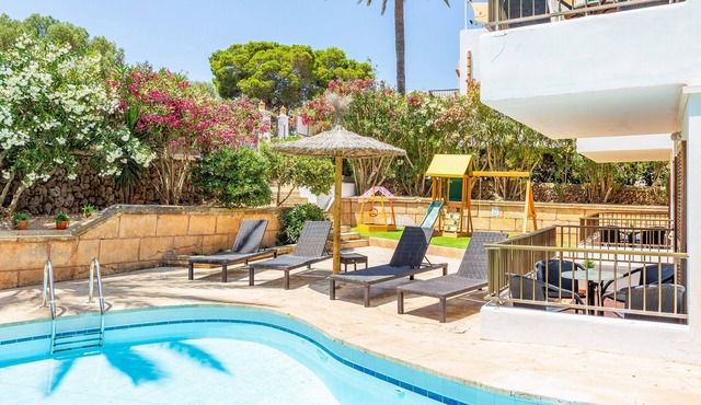 Apartment "Gran Sol Family 3" with Shared Pool, Wi-Fi, Air Conditioning (Tourist Tax Included)