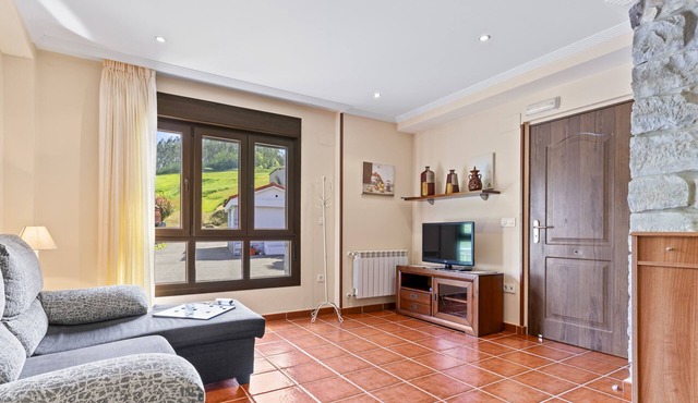 Apartment 'La Cabaña' with Mountain View and Private Garden