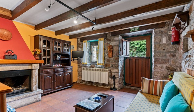 Apartment 'Lorences C' with Mountain View