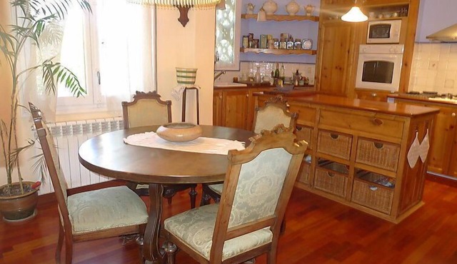 Apartment Olot by Interhome