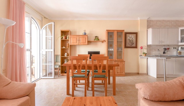 Apartment 'Planta Uno Valle De Abdalajis' with Mountain View, Private Terrace and Wi-Fi