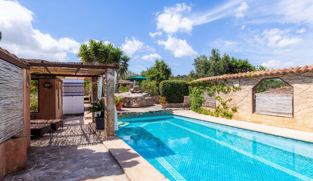 Apartment “With Rooftop Terrace Panoramic View” with Mountain View, Shared Pool & Wi-Fi