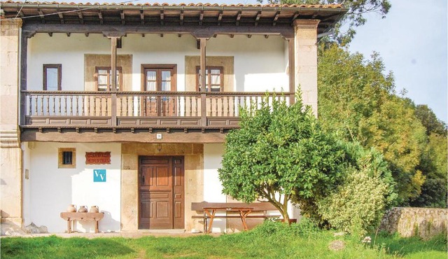 Awesome home in Posada de Llanes with 4 Bedrooms and WiFi