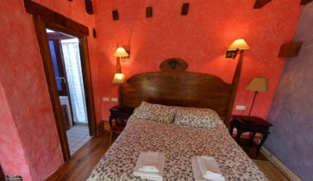 Basic Triple Room: Private entrance and porch