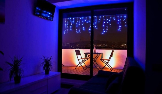 BEAUTIFUL PANORAMIC PENTHOUSE + 20m2 TERRACE at 800m BEACH/BORN/GÓTIC QUARTERS