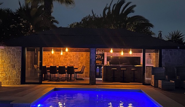 Beautiful Villa in quiet area with Wifi and Air conditioning in all rooms